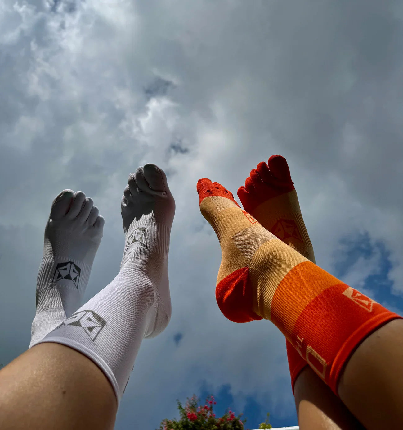 5-toe socks