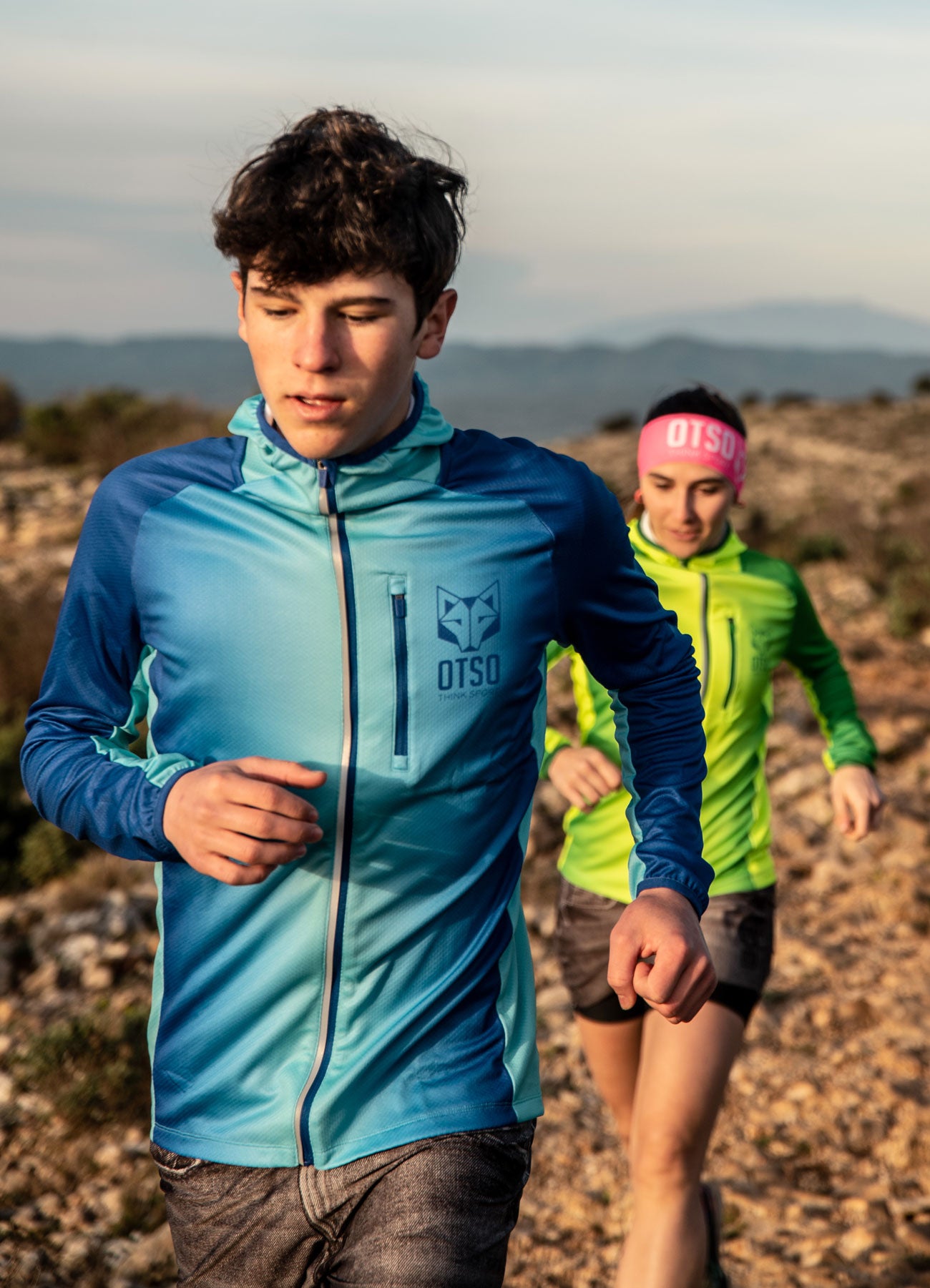 Running and outdoor sports jackets for men and women