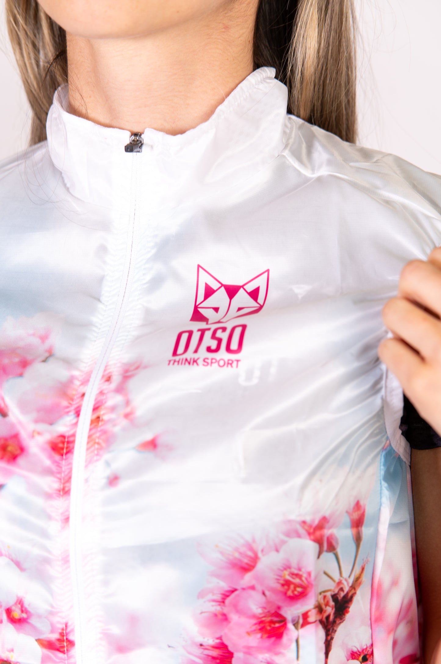 Unisex Running Vest - Almond Blossom