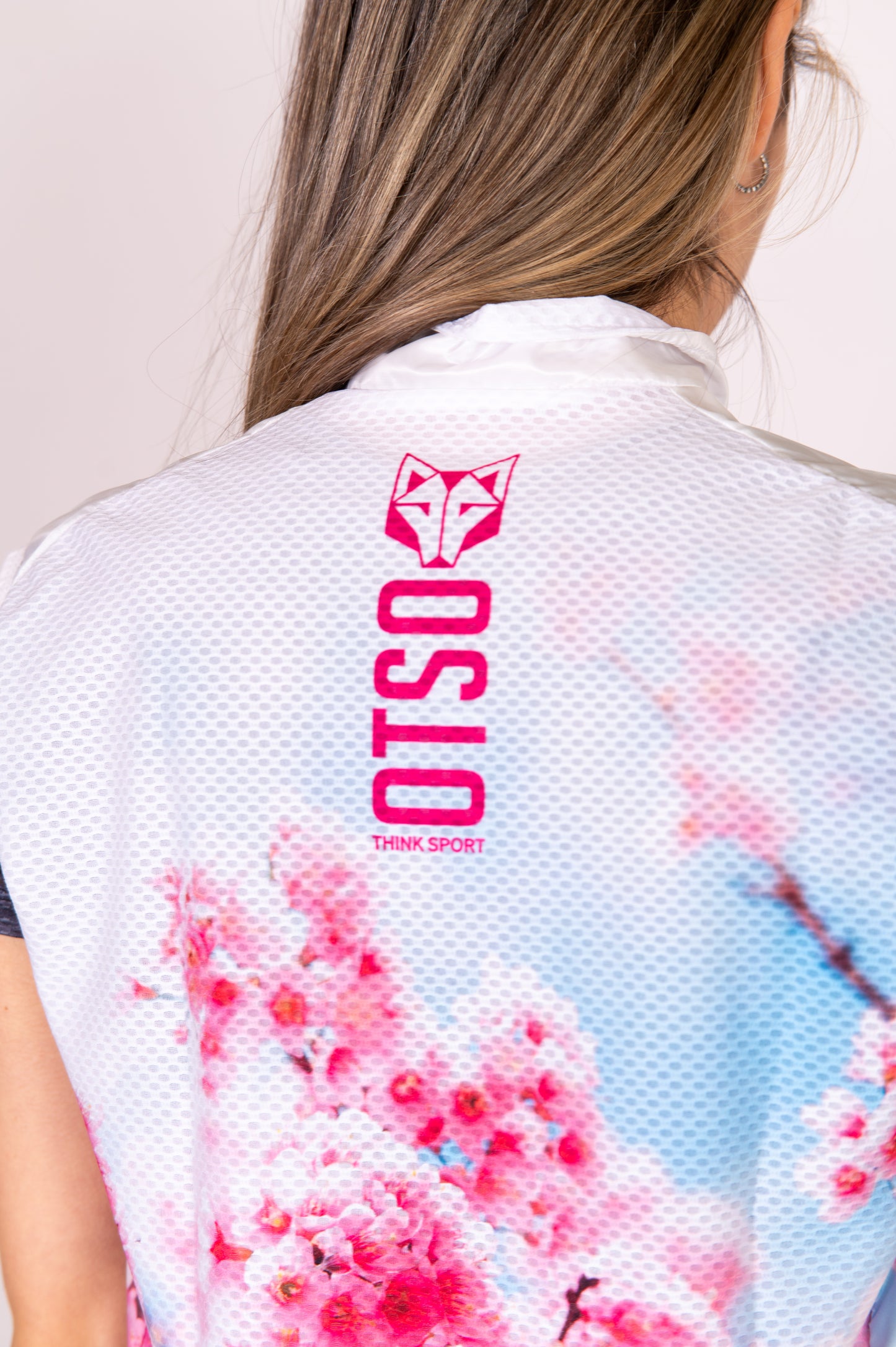 Unisex Running Vest - Almond Blossom