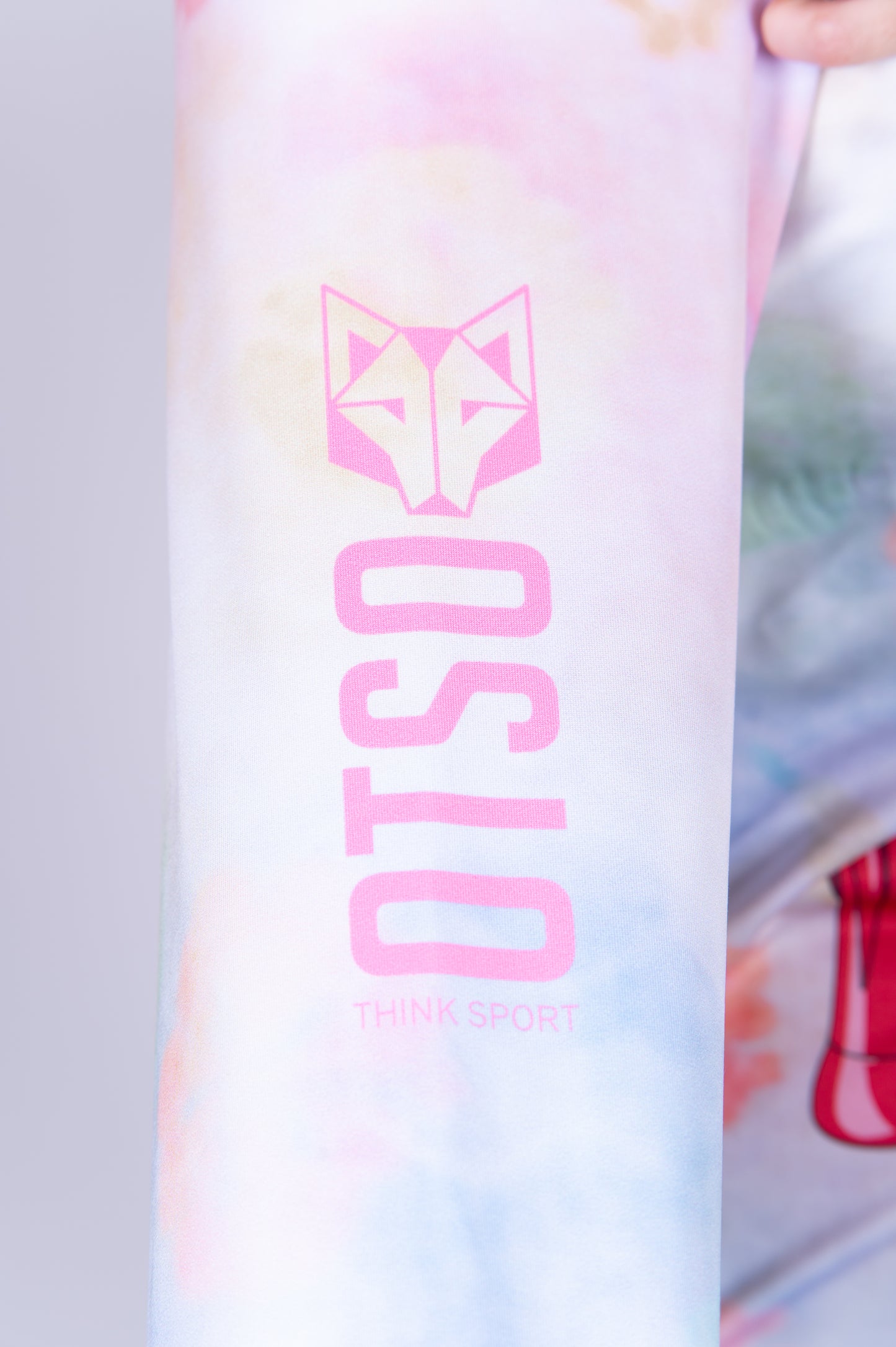 Sudadera - One piece egghead luffy and the crew pink