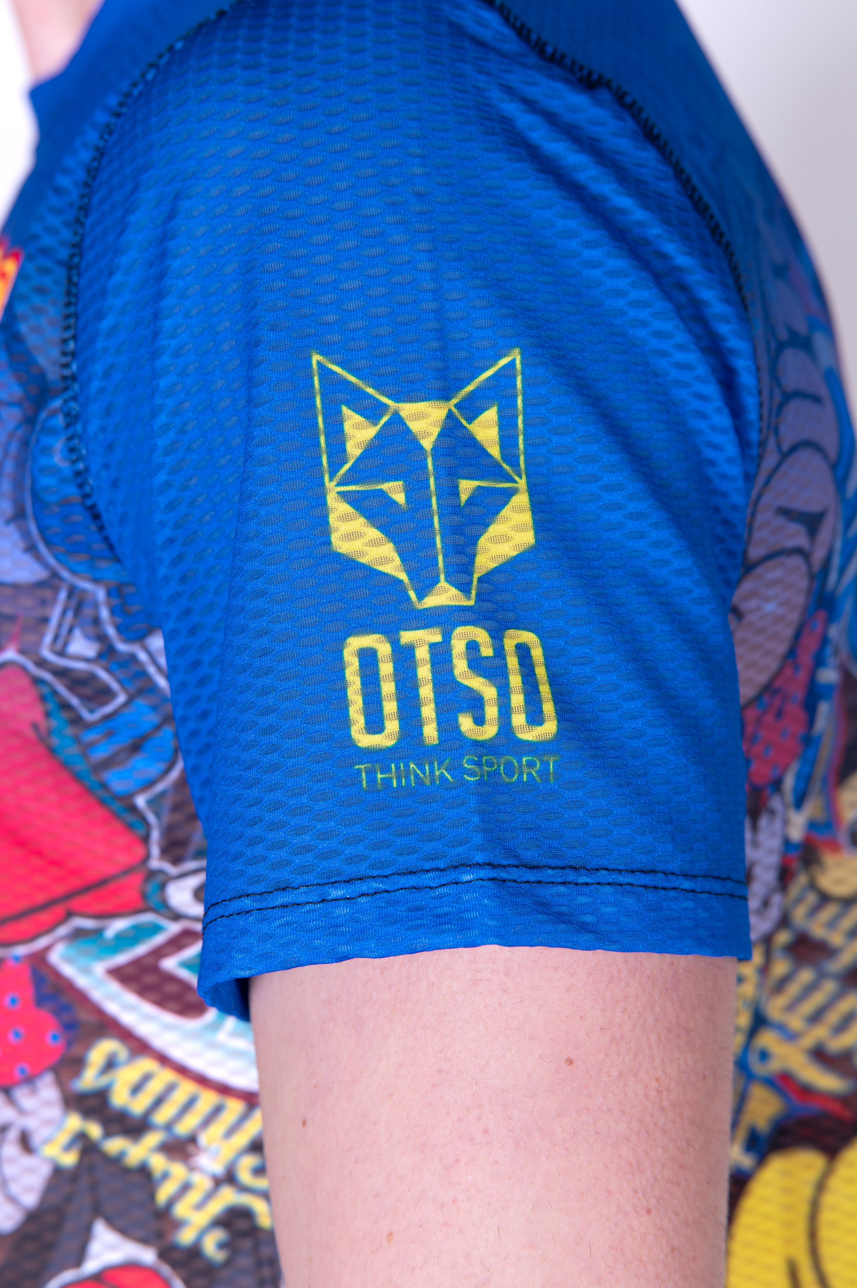 OTSO Men's Short Sleeve Running Technical T-Shirt Chupa Chups