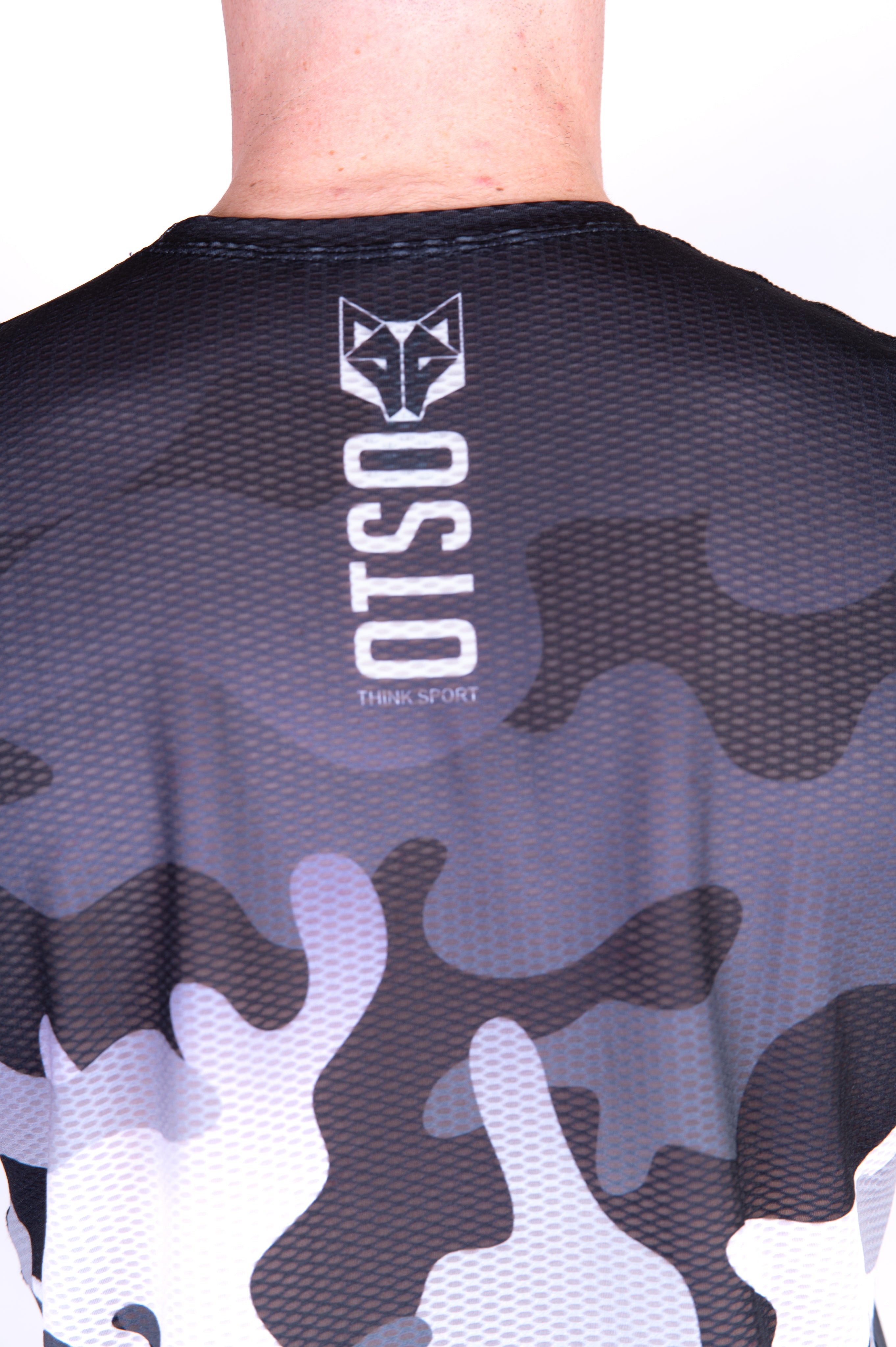 Camiseta manga corta hombre - Camo Grey (Outlet)
