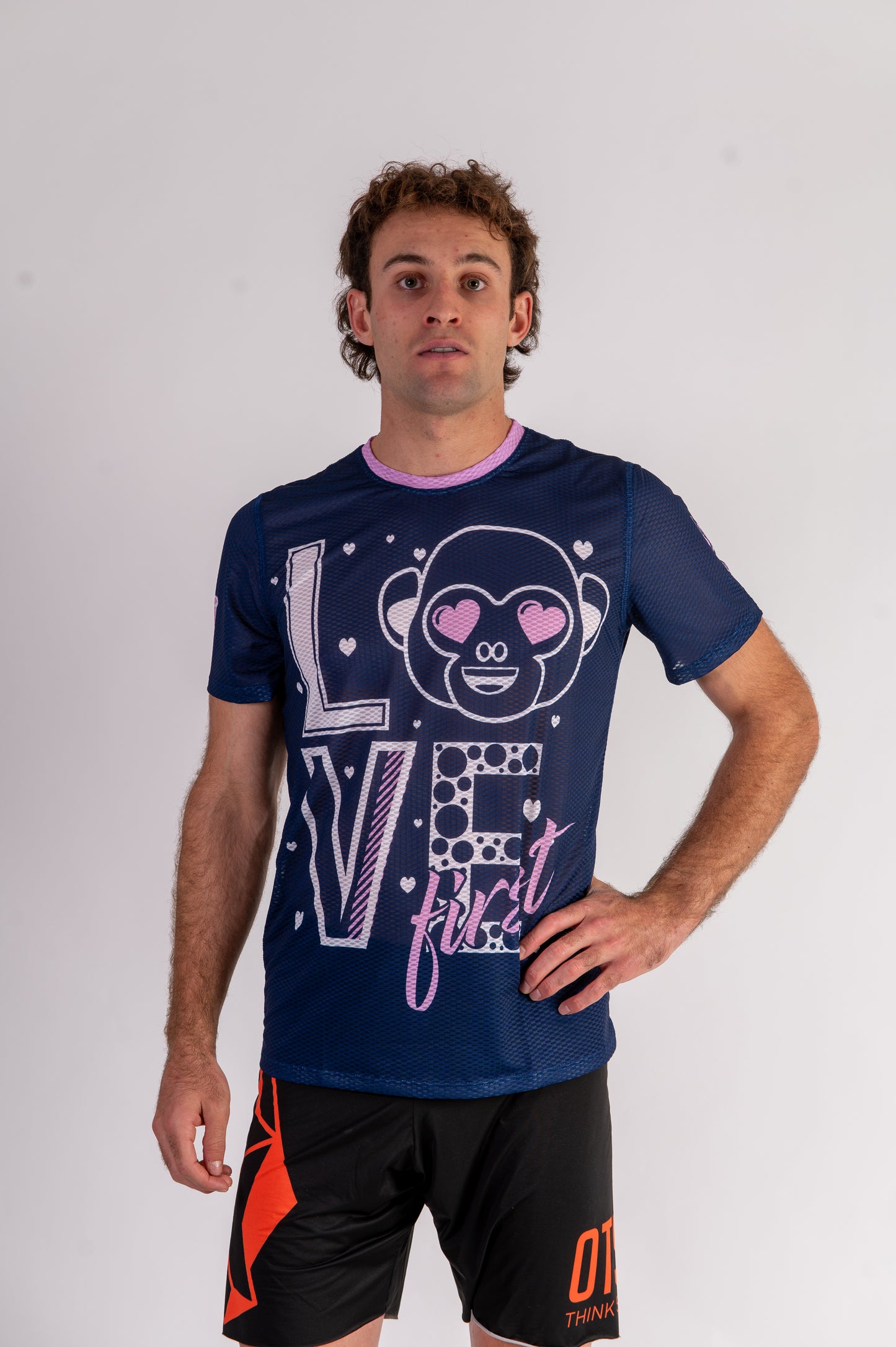 Camiseta manga curta masculina - Emoji Love First