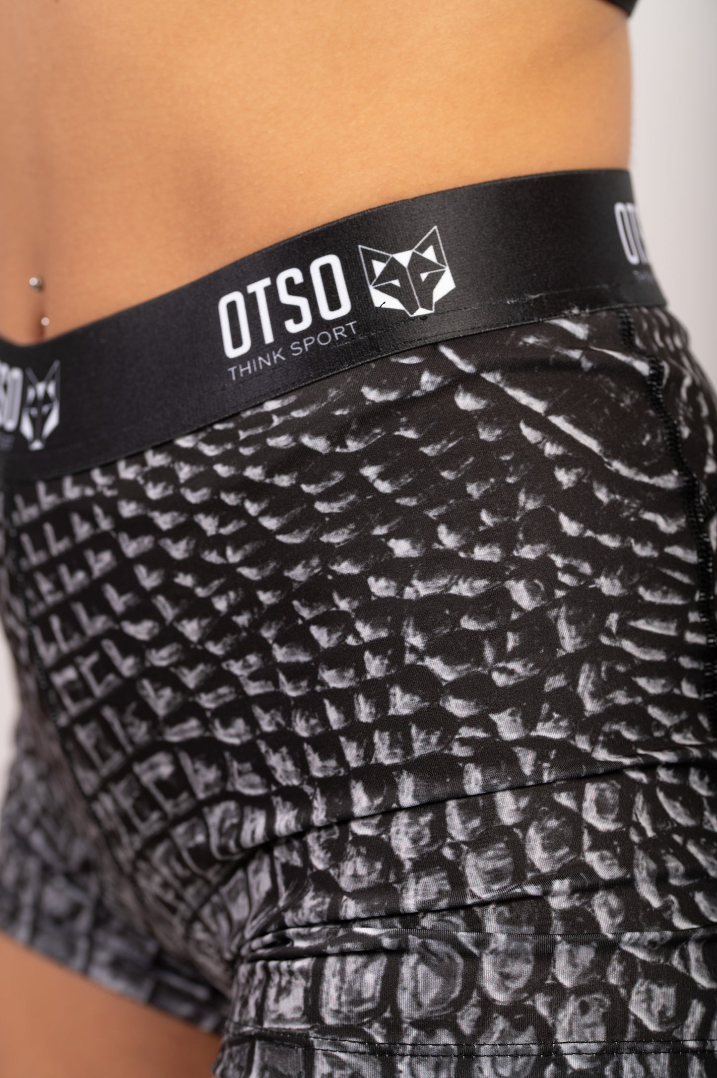 Shorts da donna - Black Snake