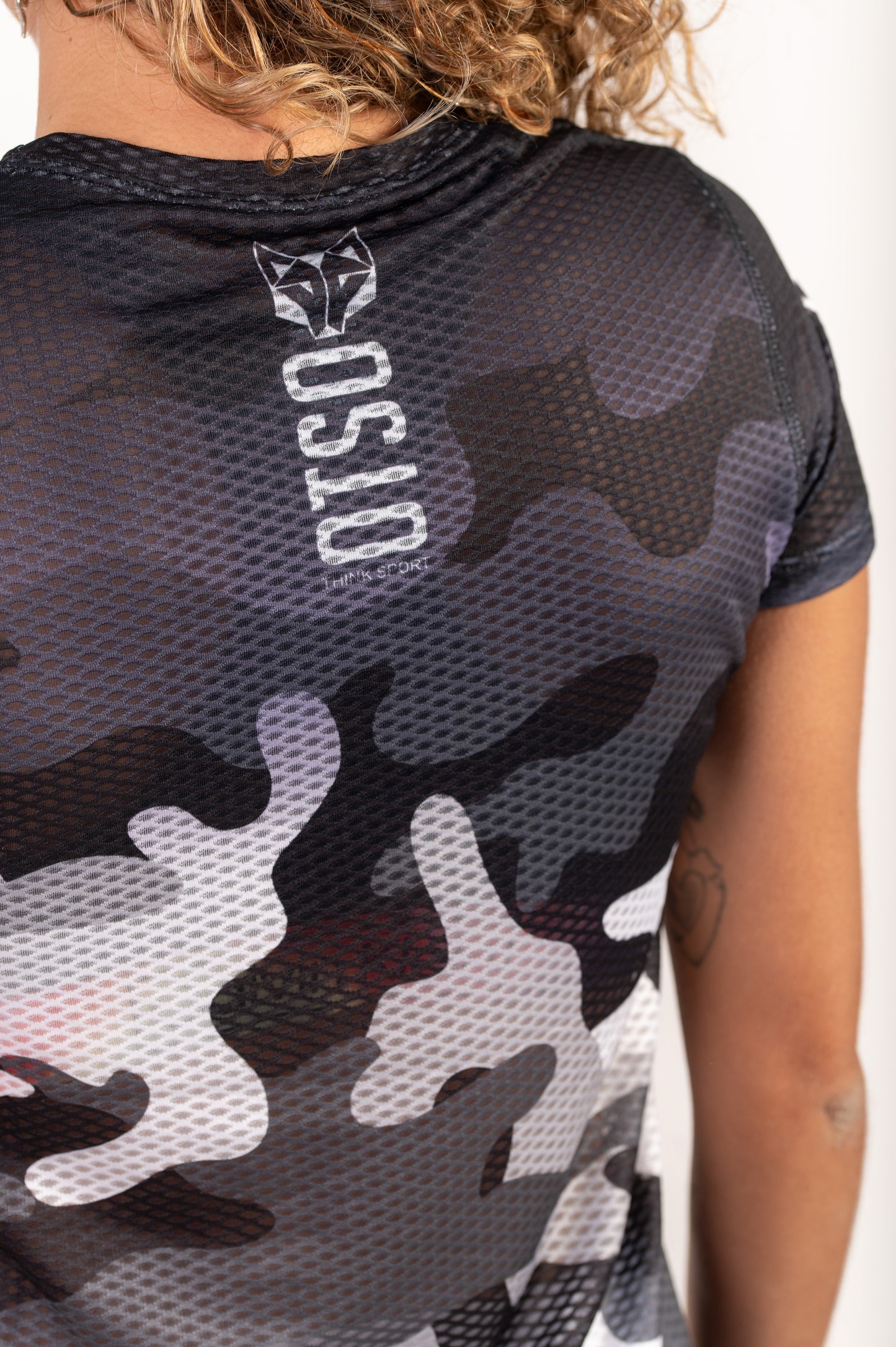 Camiseta manga corta mujer - Camo Grey