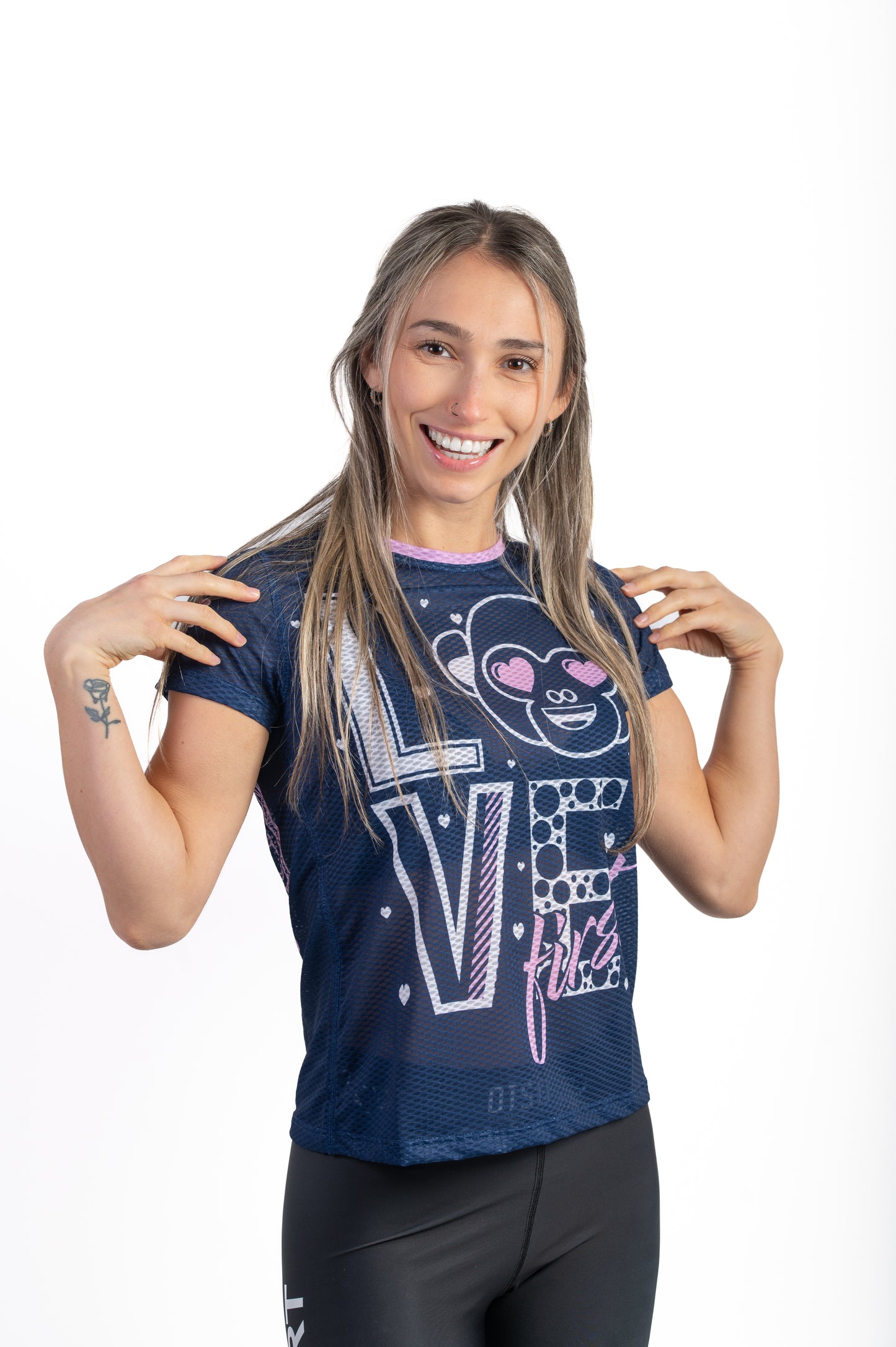 Camiseta manga curta feminina - Emoji Love First