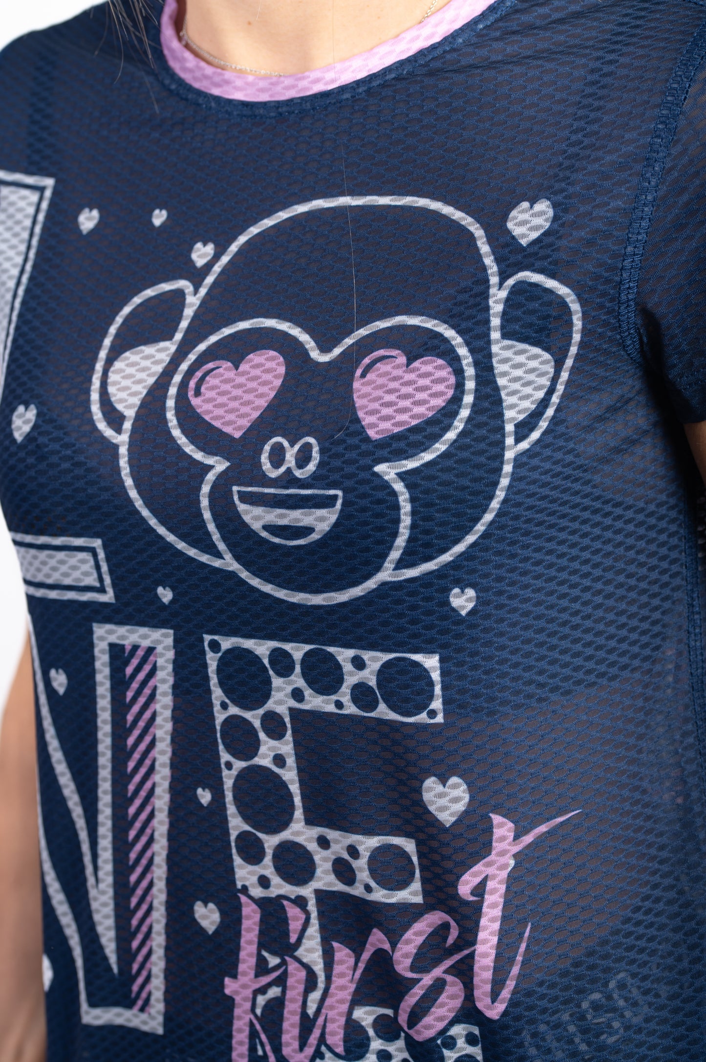 Camiseta manga curta feminina - Emoji Love First