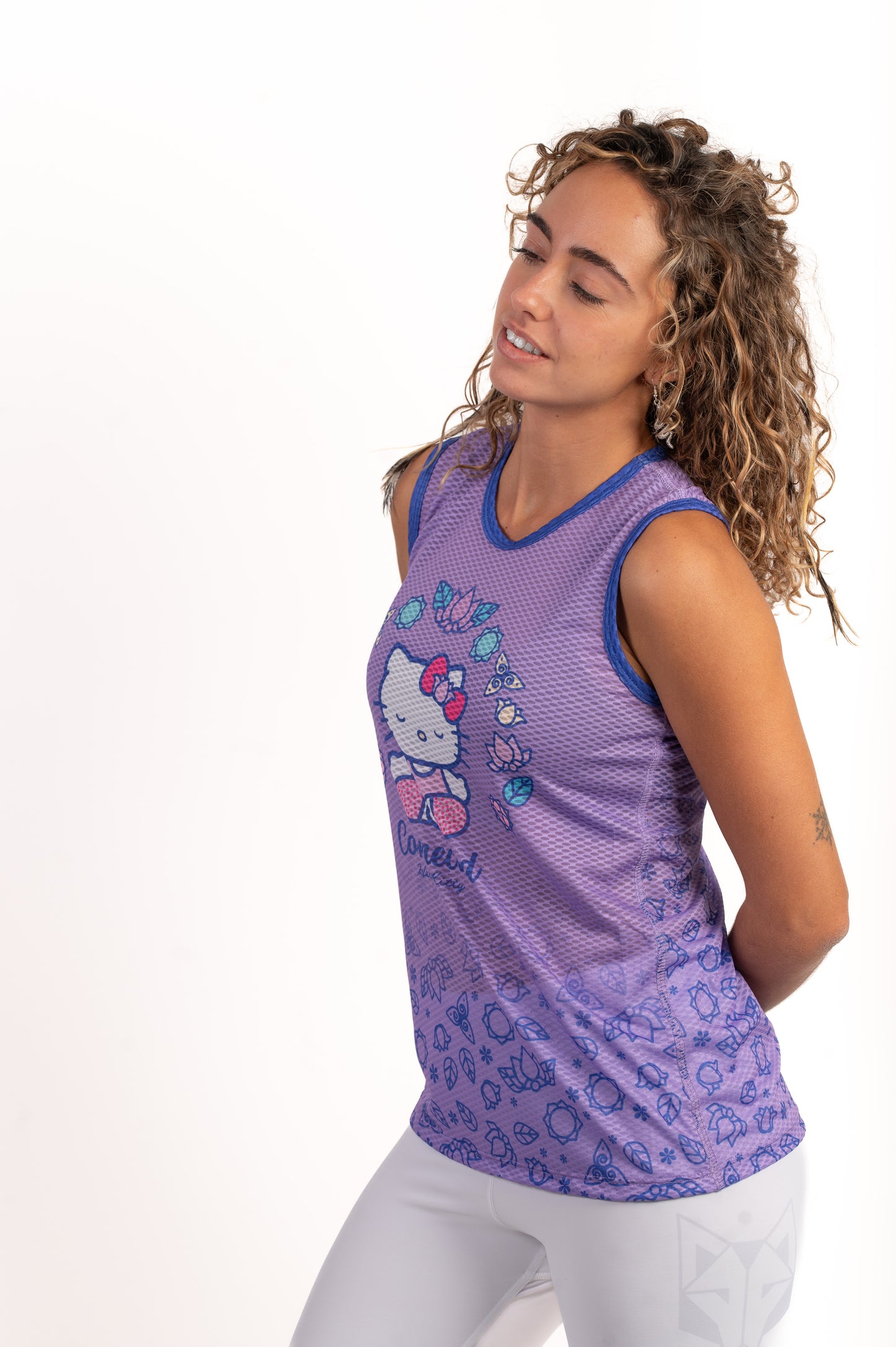 Sleeveless T-shirt for girls and women - Hello Kitty Connected