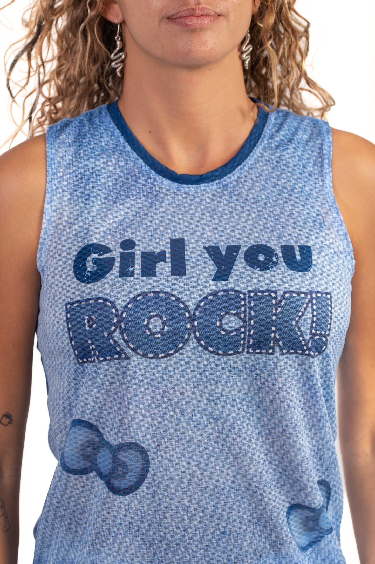 T-shirt sans manches fille et femme - Hello Kitty Denim